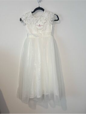NWT Bow Dream White Flower Girl Dress 3D Floral Lace Tulle Wedding Size 8